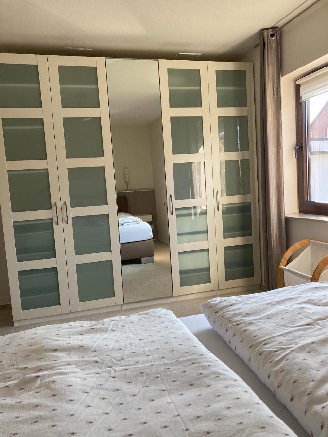 Grosse Wohnkueche, Terrasse, Schlafzimmer Am Steinhuder Meer, Wlan, Parkplatz, Fussbodenheizung, 70Qm Wunstorf Extérieur photo